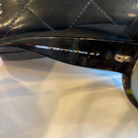 Chanel Polarized Sunglasses - Picture 4 of 4